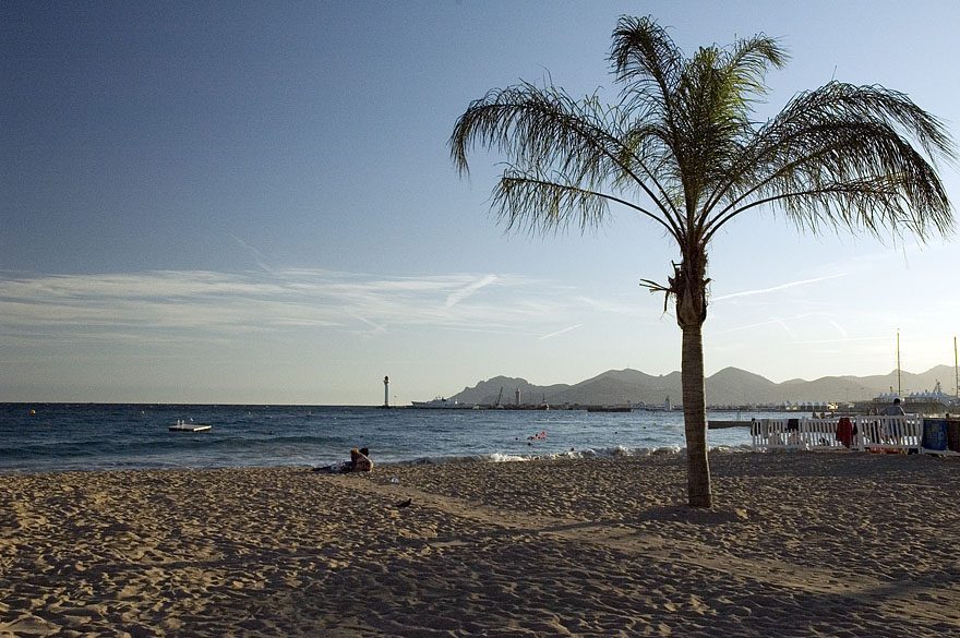 119 Late Afternoon sun in Cannes